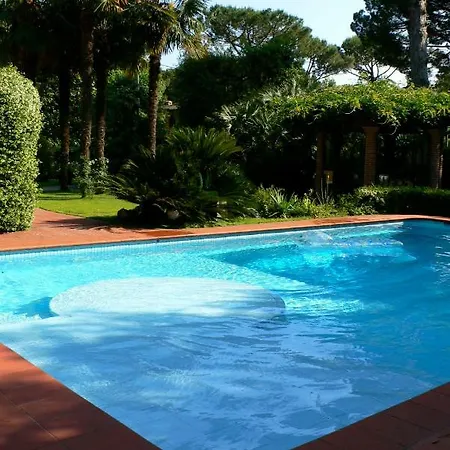Rossi In Roma Imperiale Villa Forte dei Marmi