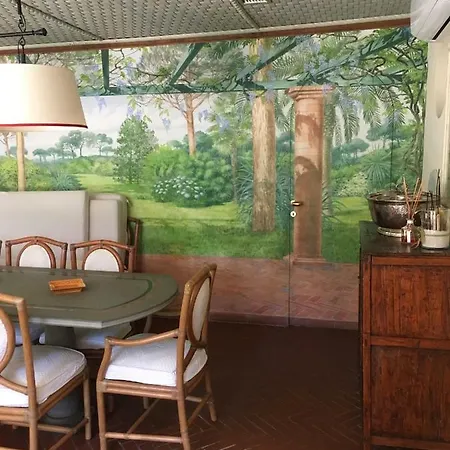 Rossi In Roma Imperiale * Forte dei Marmi